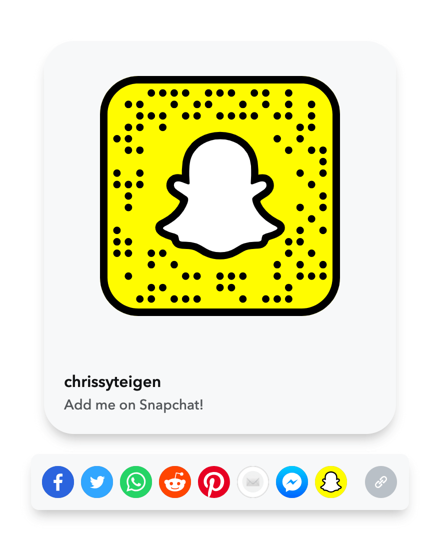 chrissy-teigen-snap.png