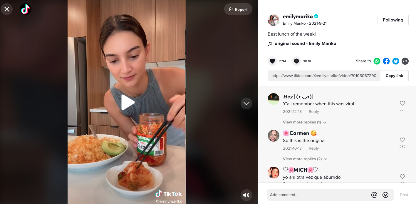Emily Mariko’s viral nori, salmon, and rice bowl
