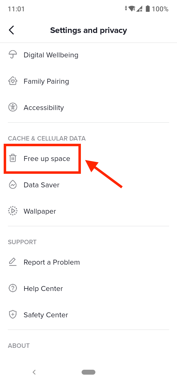Tap on ‘Free up space’ 